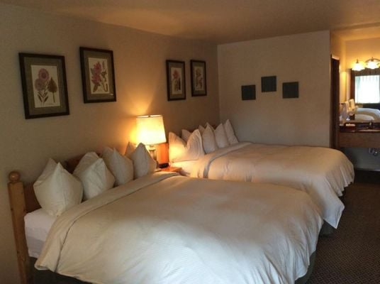 Linderhof Inn