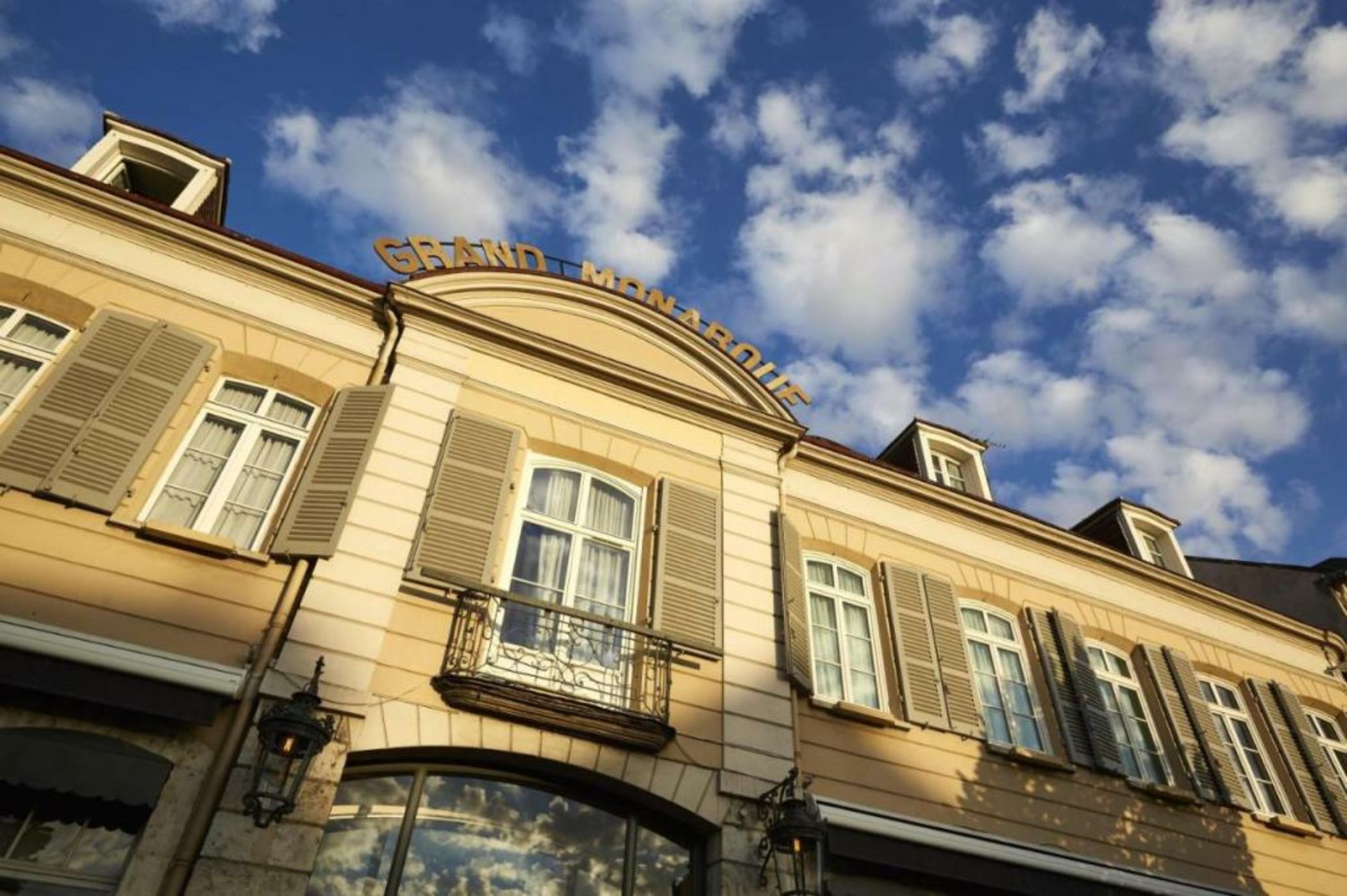 Hotel & Spa Le Grand Monarque, BW Premier Collection