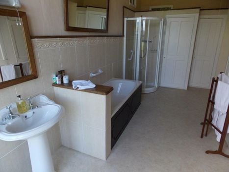 Ash Hill B & B