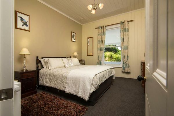Sennen House Boutique Accommodation