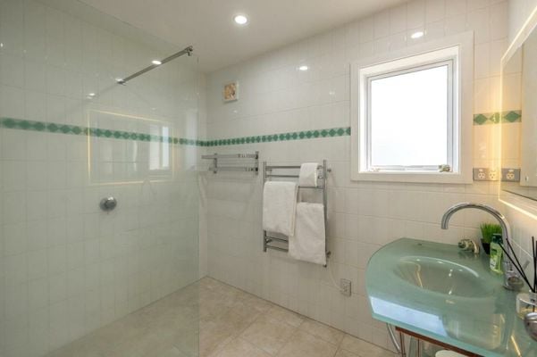 Waiheke Island Resort Conference & Accomodation Centre