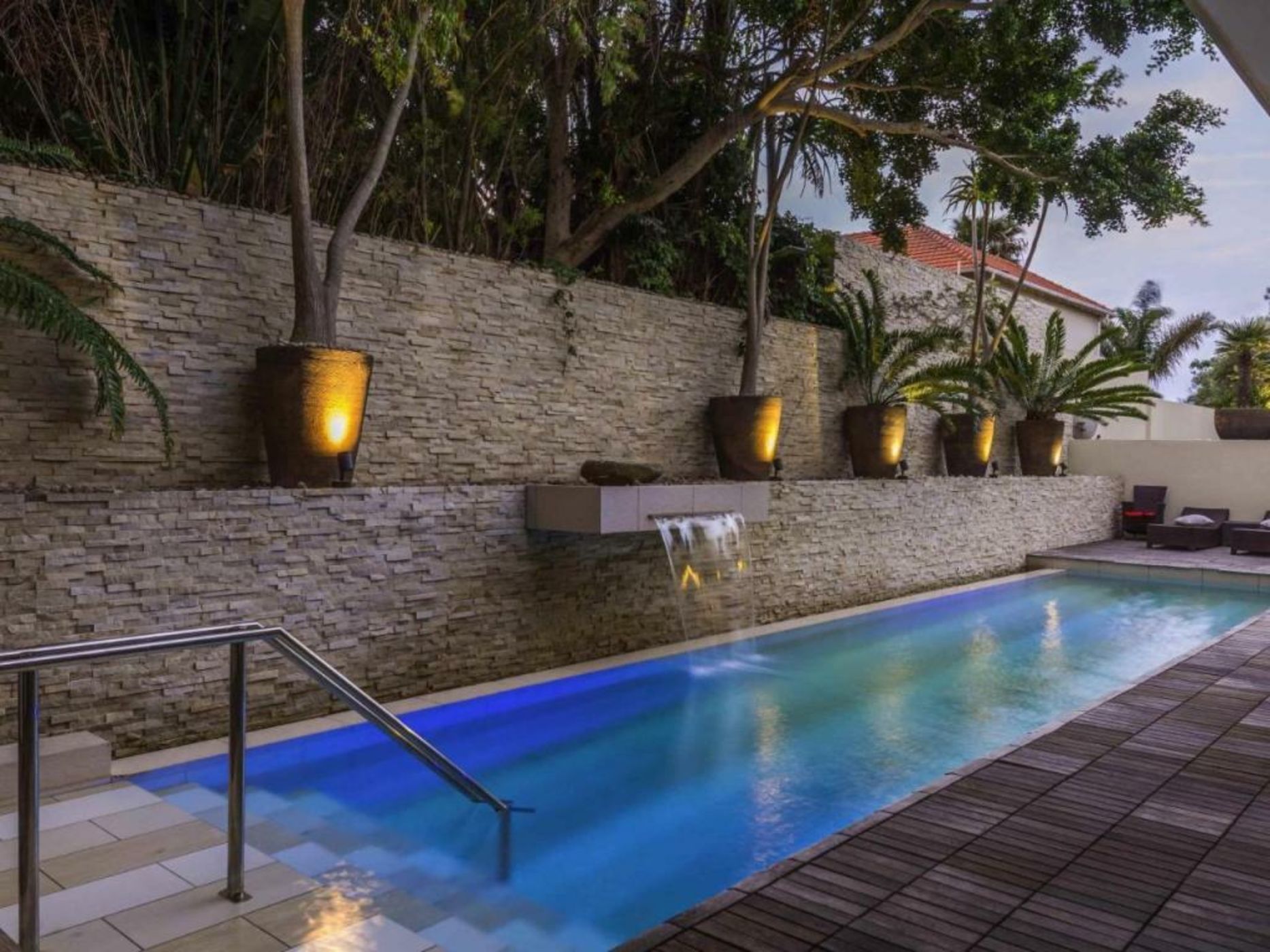 No5 Boutique Art Hotel by Mantis