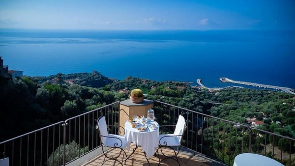Marulivo Hotel