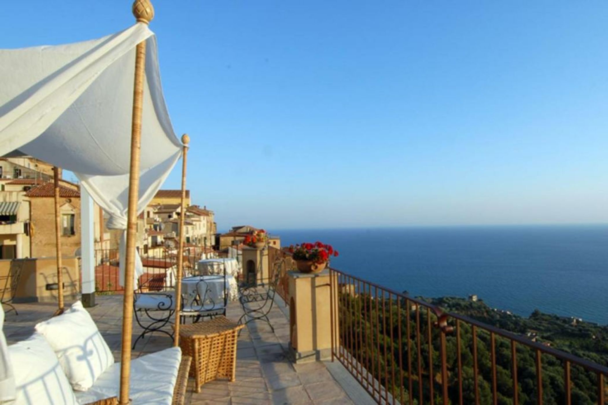 Marulivo Hotel