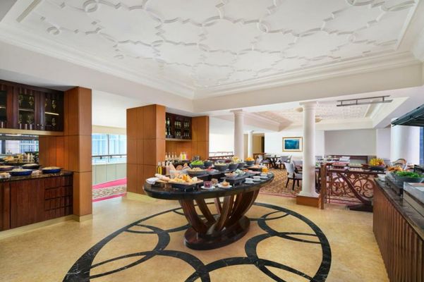 The Ritz-Carlton Jakarta, Mega Kuningan