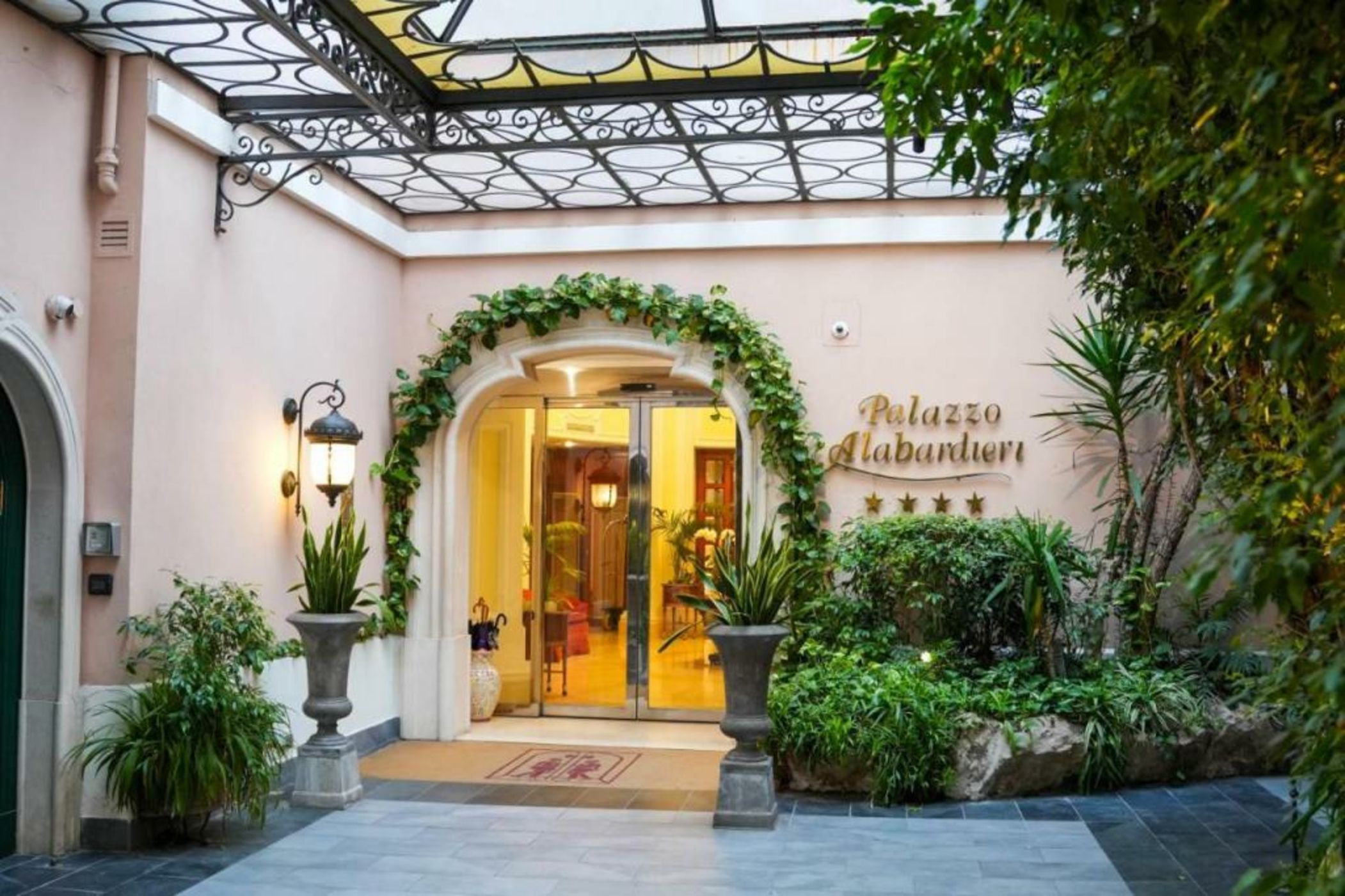 Palazzo Alabardieri