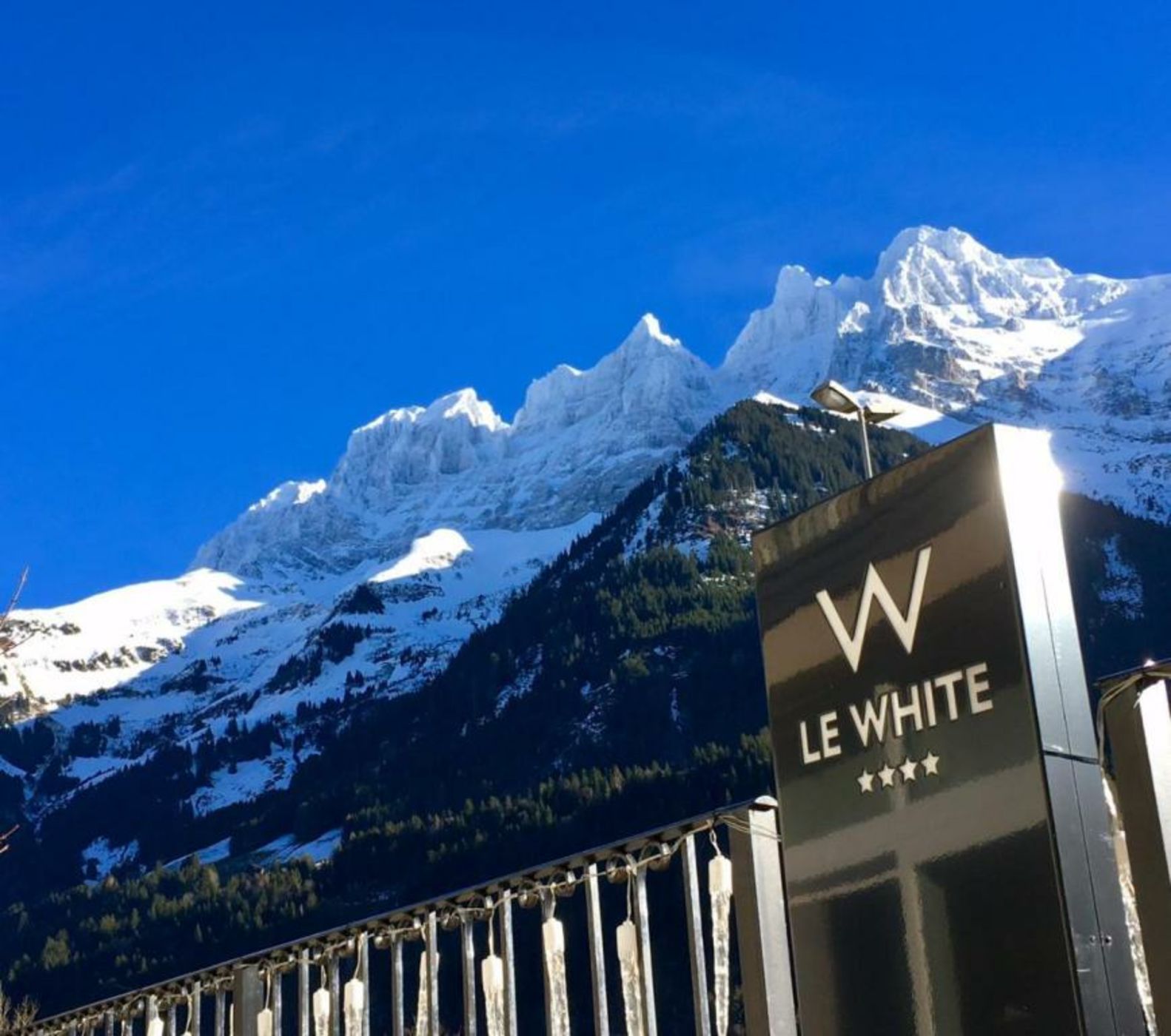 Hôtel Le White - Le 42 Restaurant