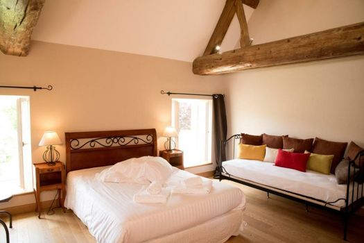 Le Logis D'Azé