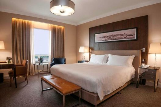 Alvear Icon Hotel