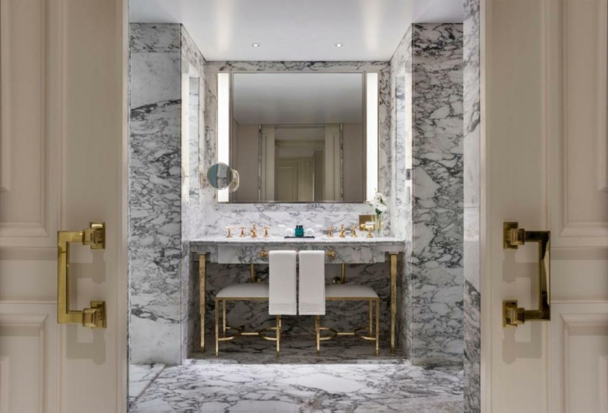 Alvear Icon Hotel