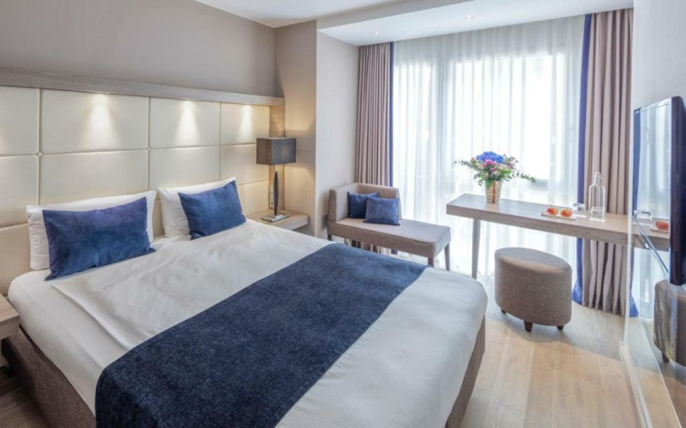 The Alex Hotel