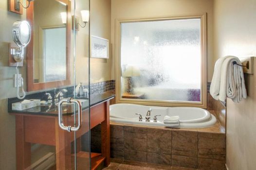 Long Beach Lodge Resort