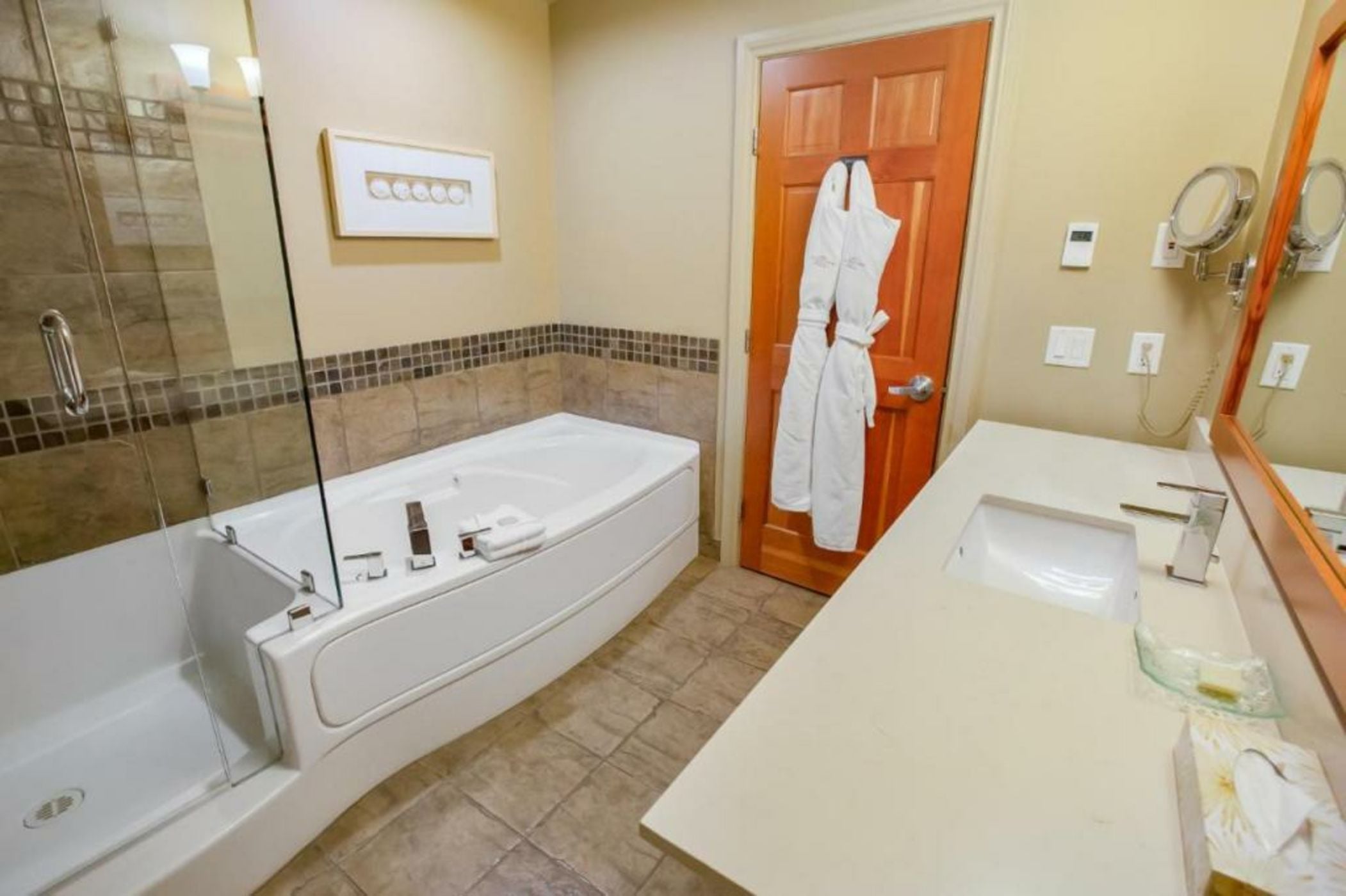 Long Beach Lodge Resort