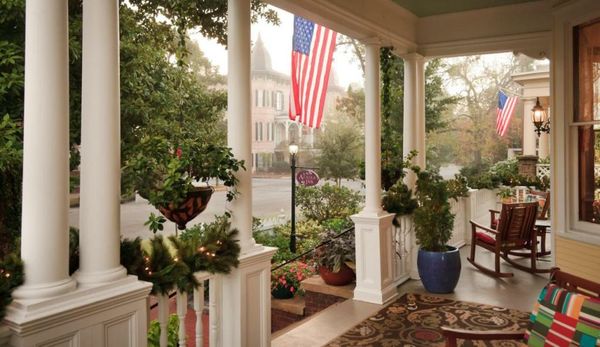 Azalea Inn and Villas