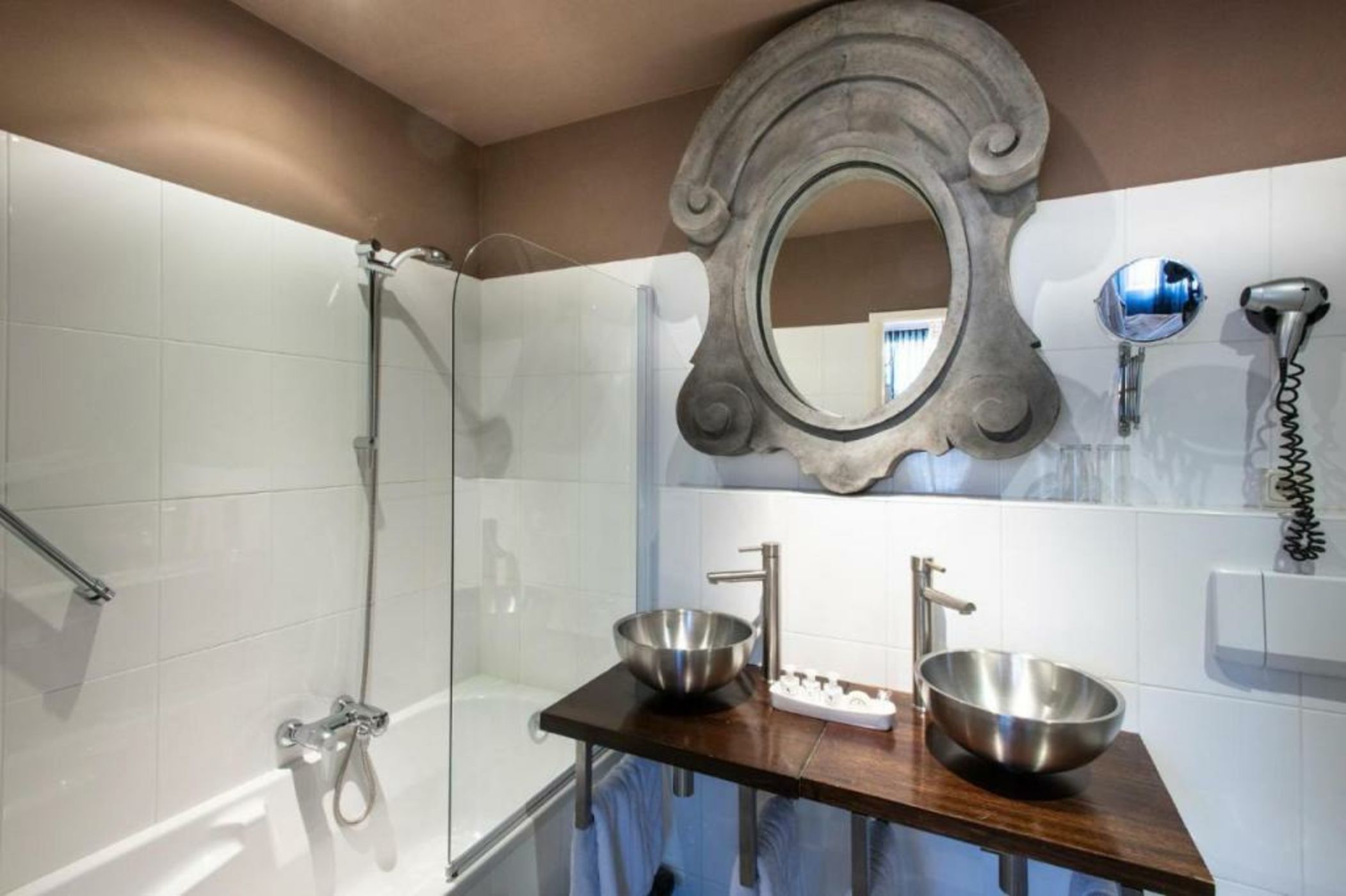 l'Auberge Damhotel