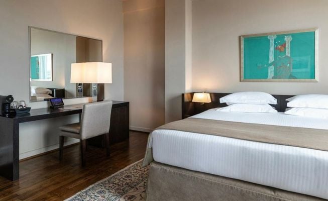 NJV Athens Plaza