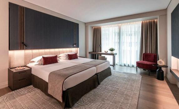 NJV Athens Plaza