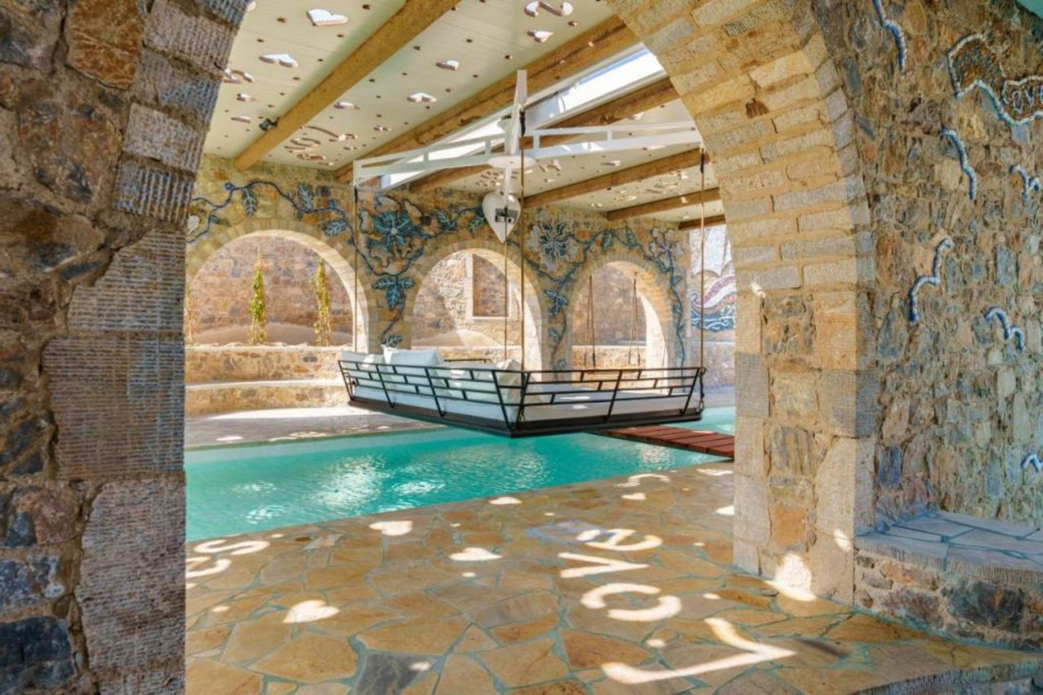 Agalia Luxury Suites