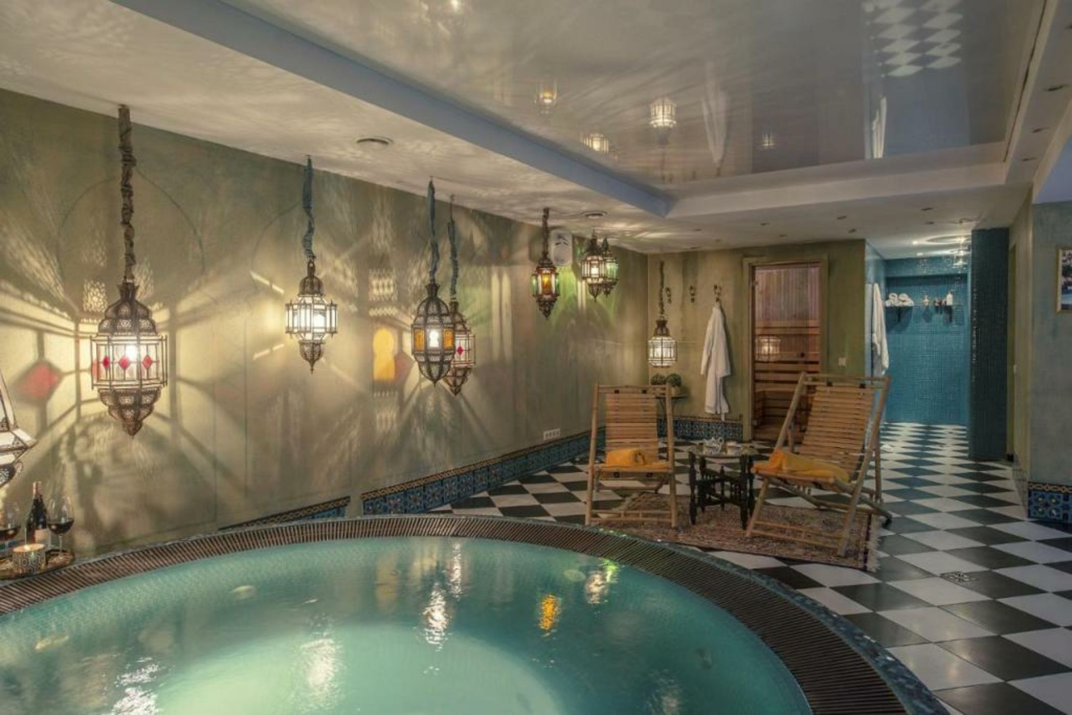 Apvalaus Stalo Klubas Gastro & SPA Hotel