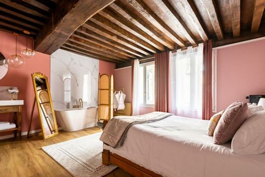 Chez Camille
