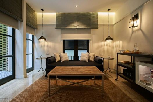 Lamandau House