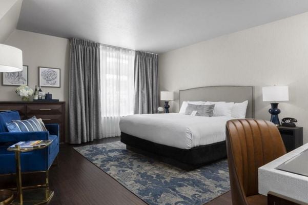 Seven Gables Inn, St Louis West, a Tribute Portfolio Hotel