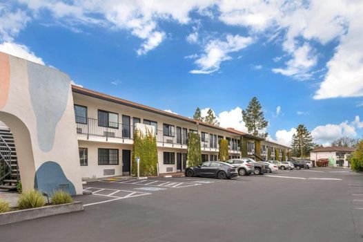 The Sandman Santa Rosa Sonoma, an Ascend Collection Hotel
