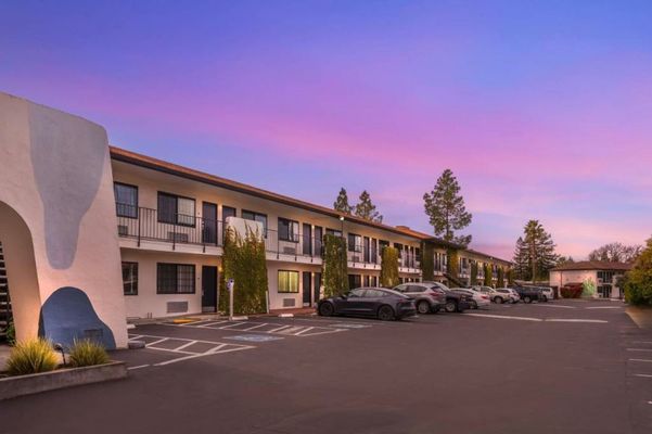 The Sandman Santa Rosa Sonoma, an Ascend Collection Hotel