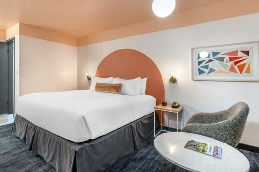 The Sandman Santa Rosa Sonoma, an Ascend Collection Hotel