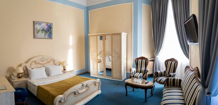 George Hotel