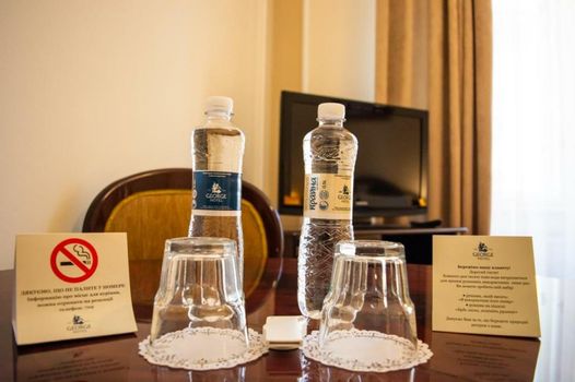 George Hotel