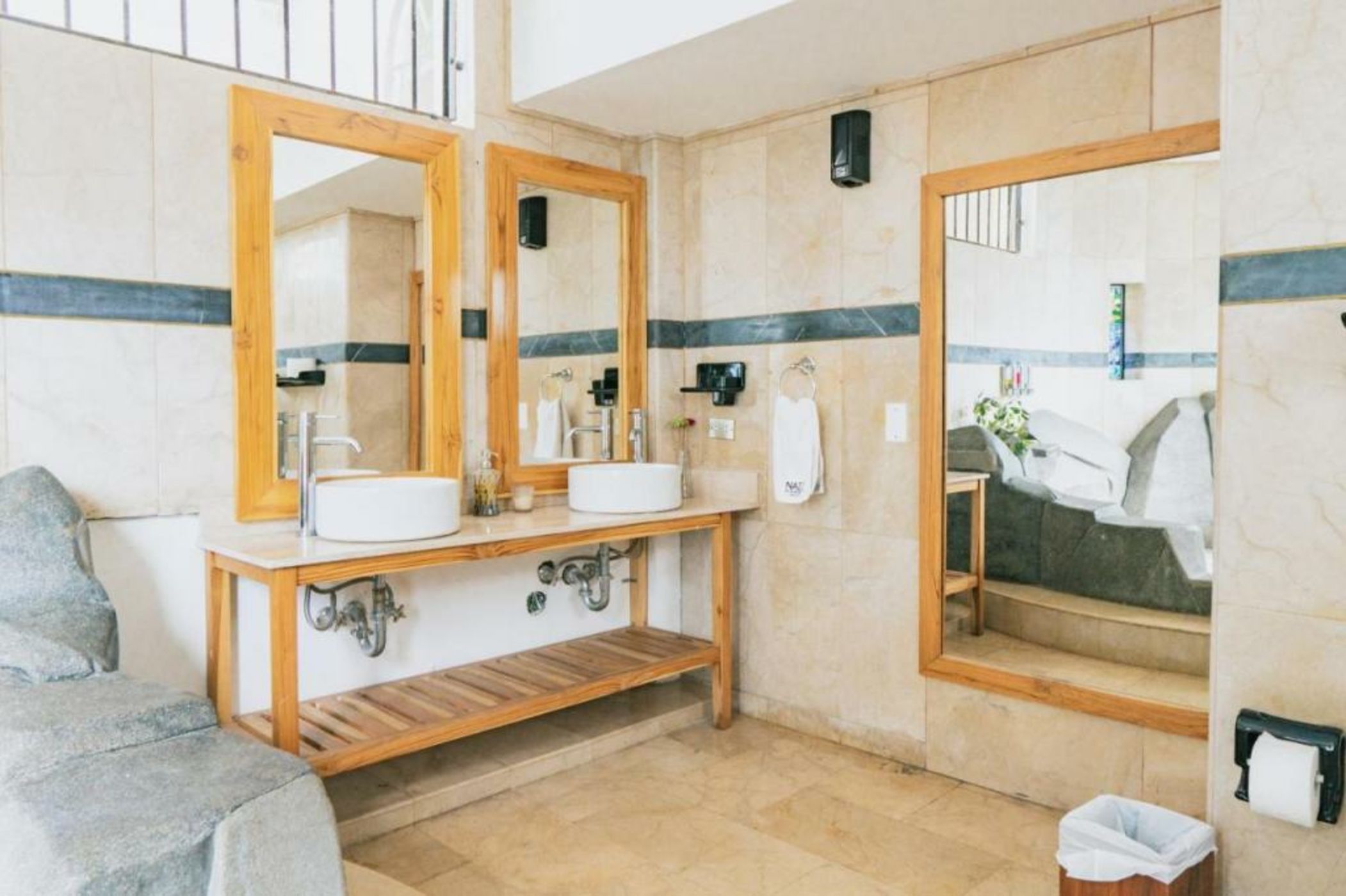 Iguanazu Bed & Breakfast