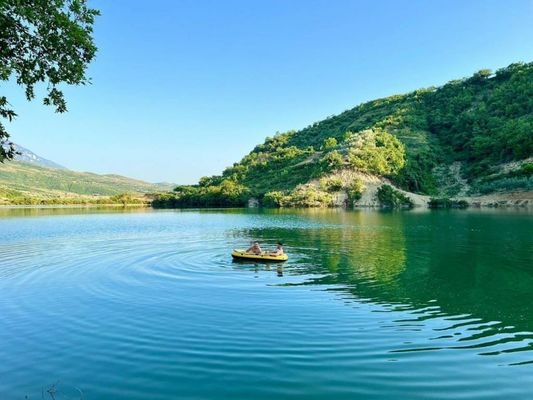 Alpeta Agrotourism & Winery - Roshnik , Berat