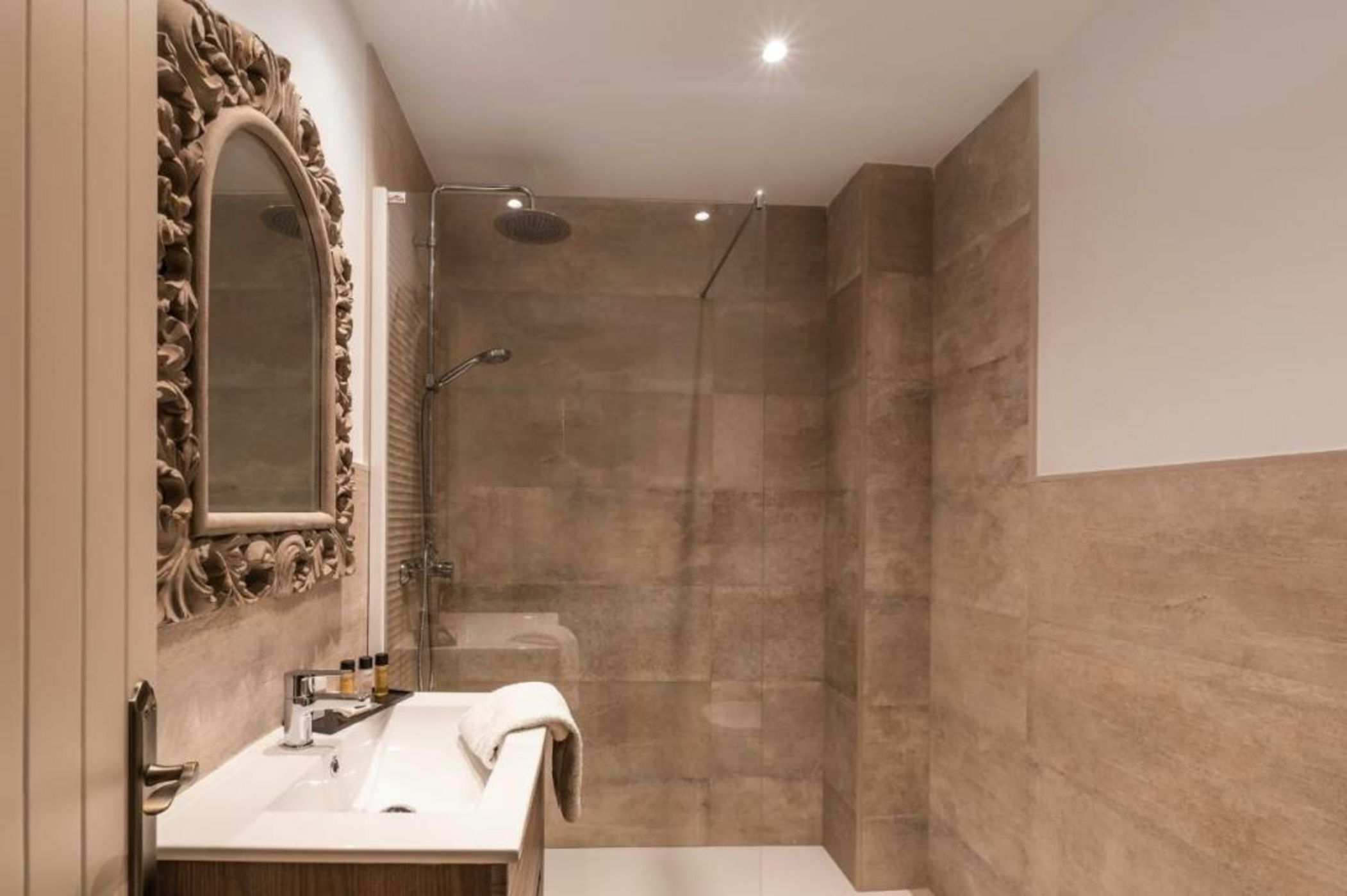 Hostal Boutique Plaza Cantarero