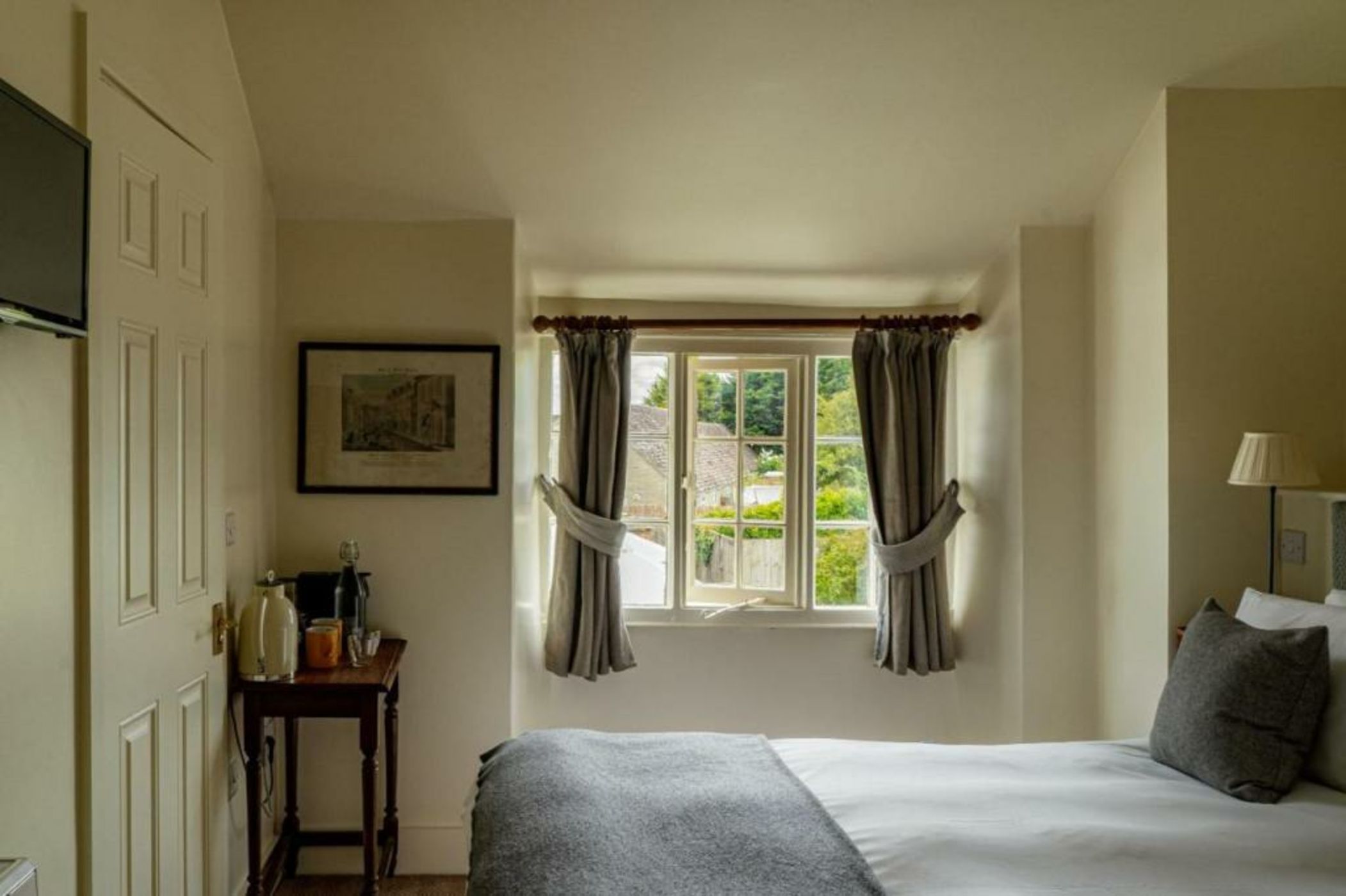 The Bell Inn