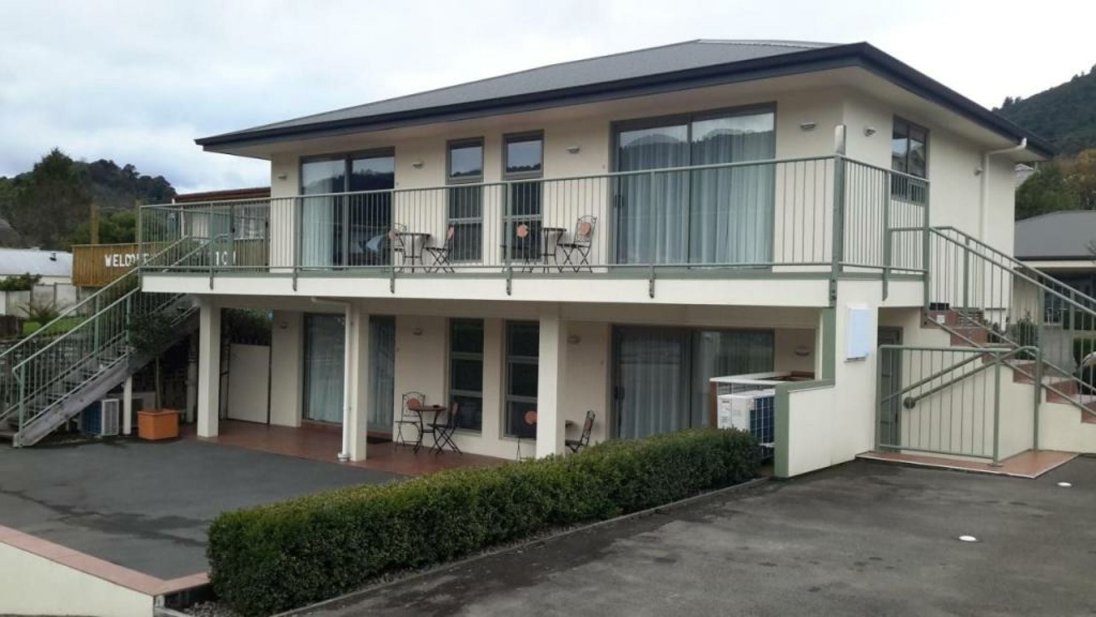 Jasmine Court Motel