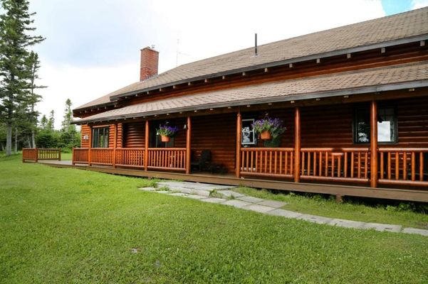 Tuckamore Lodge