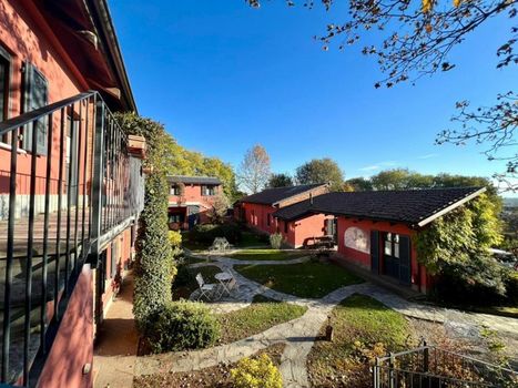 Le Serre Suites & Apartments