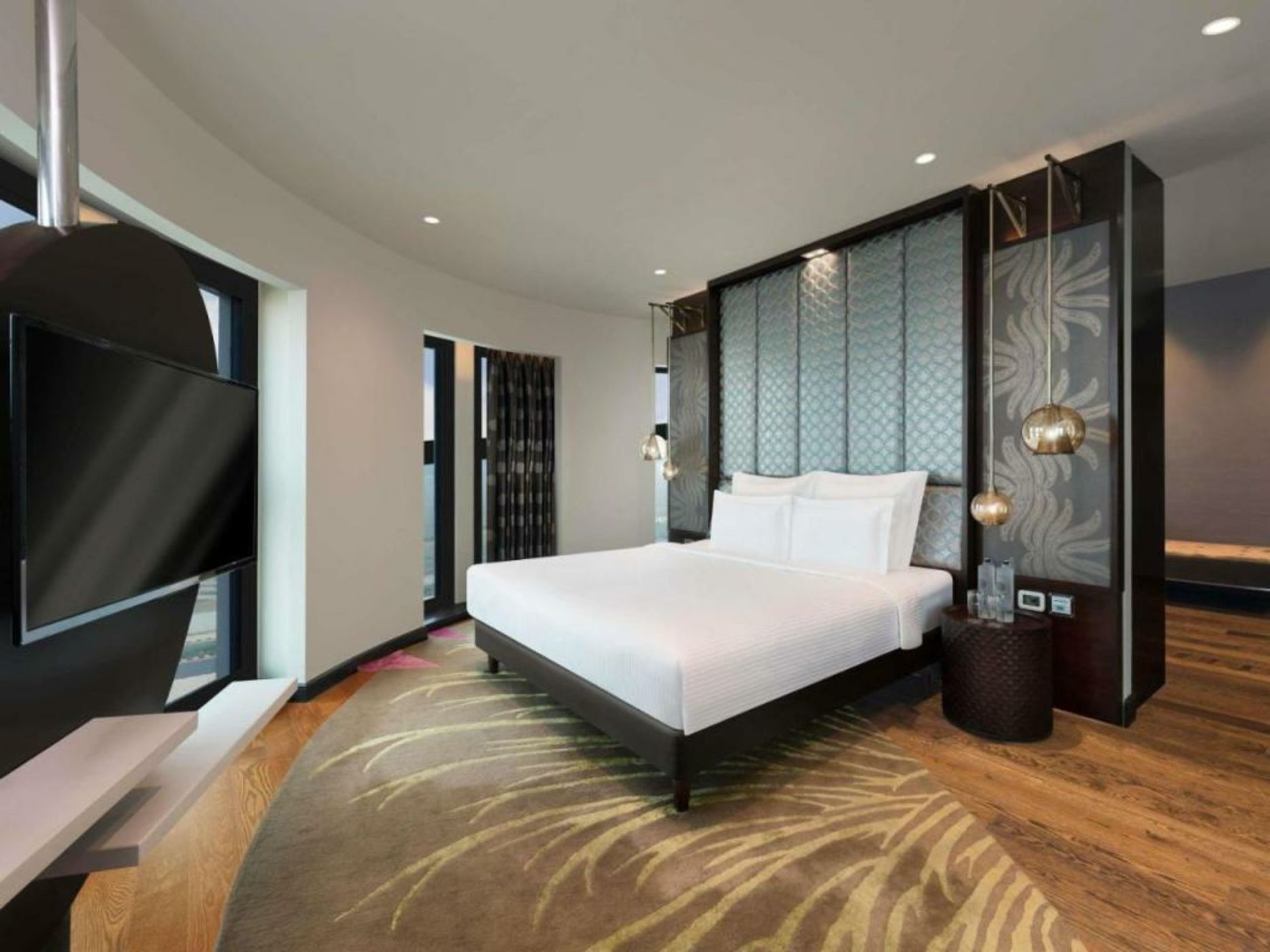 Pullman New Delhi Aerocity