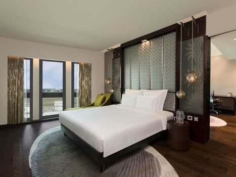 Pullman New Delhi Aerocity