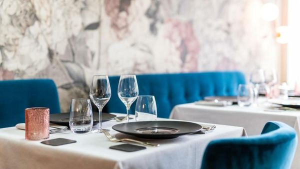 Logis Hotel Restaurant Le Cheval Blanc