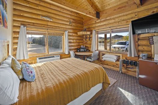 Ponderosa Inn