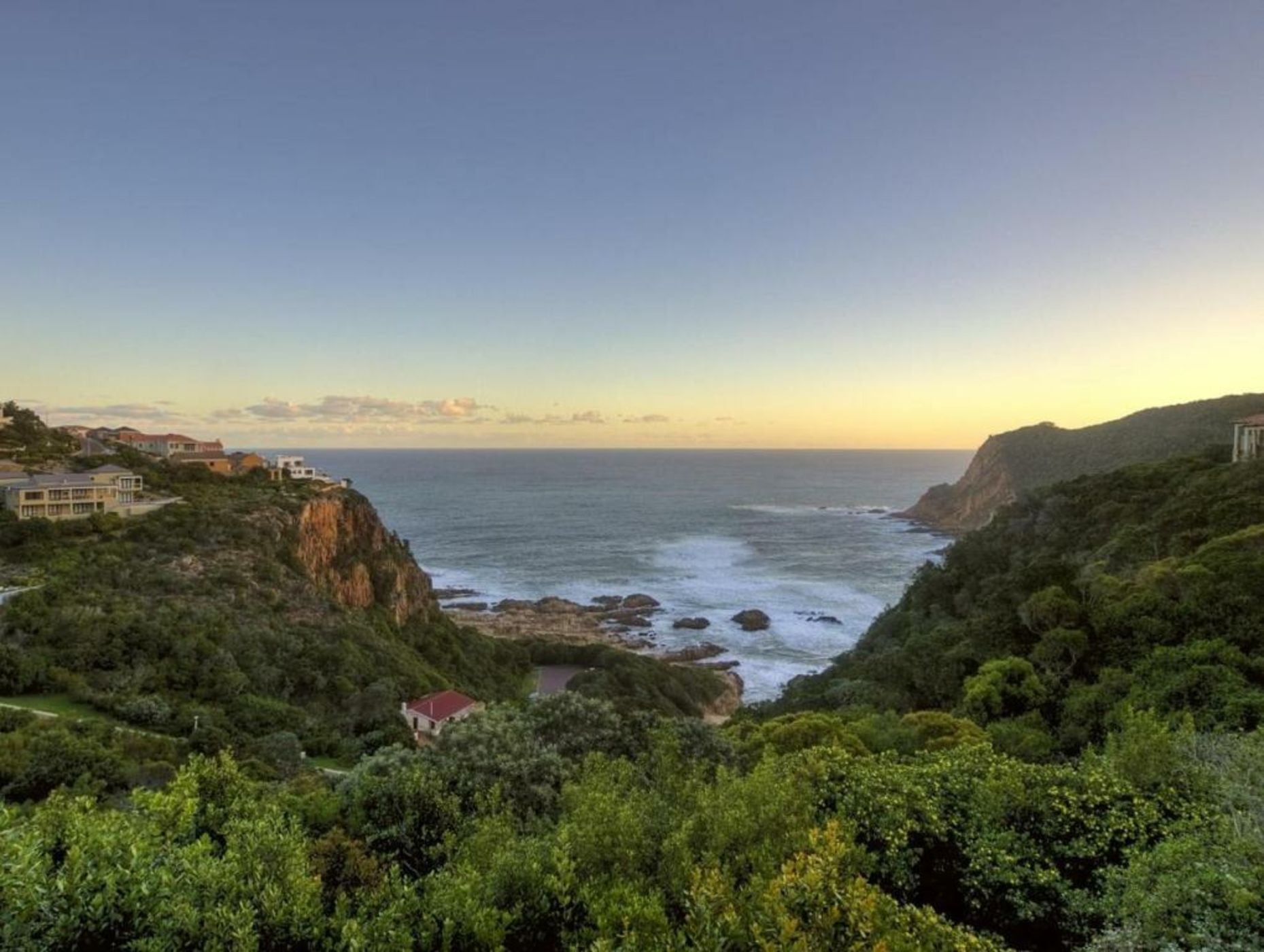 Headlands House Guest Lodge