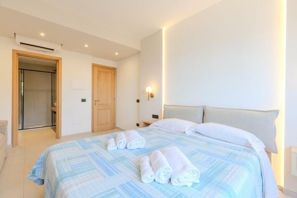Antares Rooms and Suites