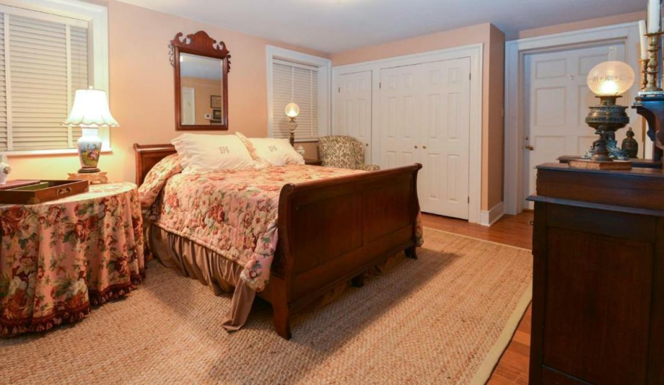 Choctaw Hall Bed & Breakfast