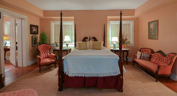 Choctaw Hall Bed & Breakfast
