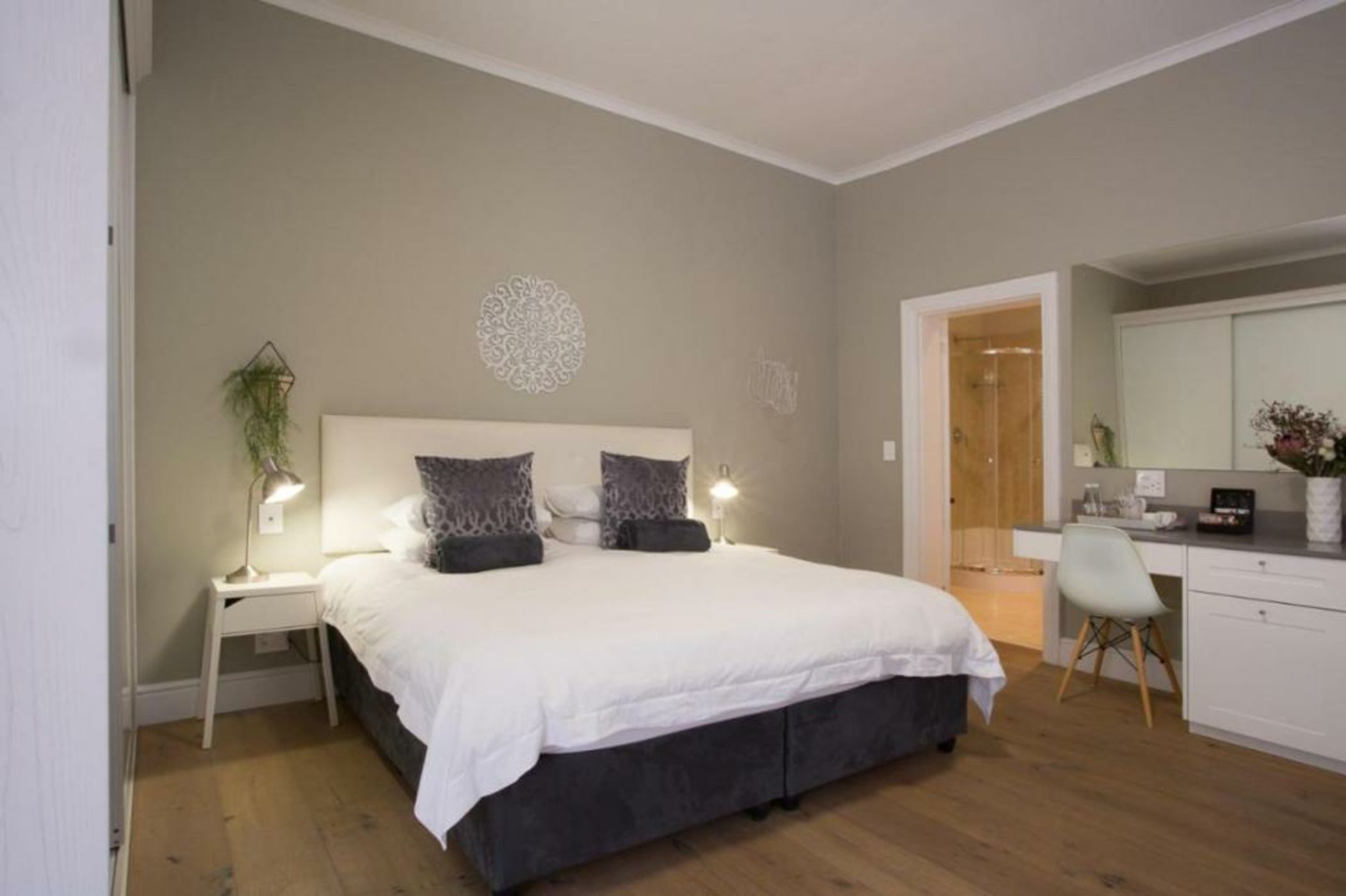 Summerwood Guest House