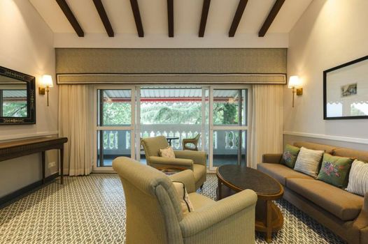 WelcomHeritage Kasmanda Palace