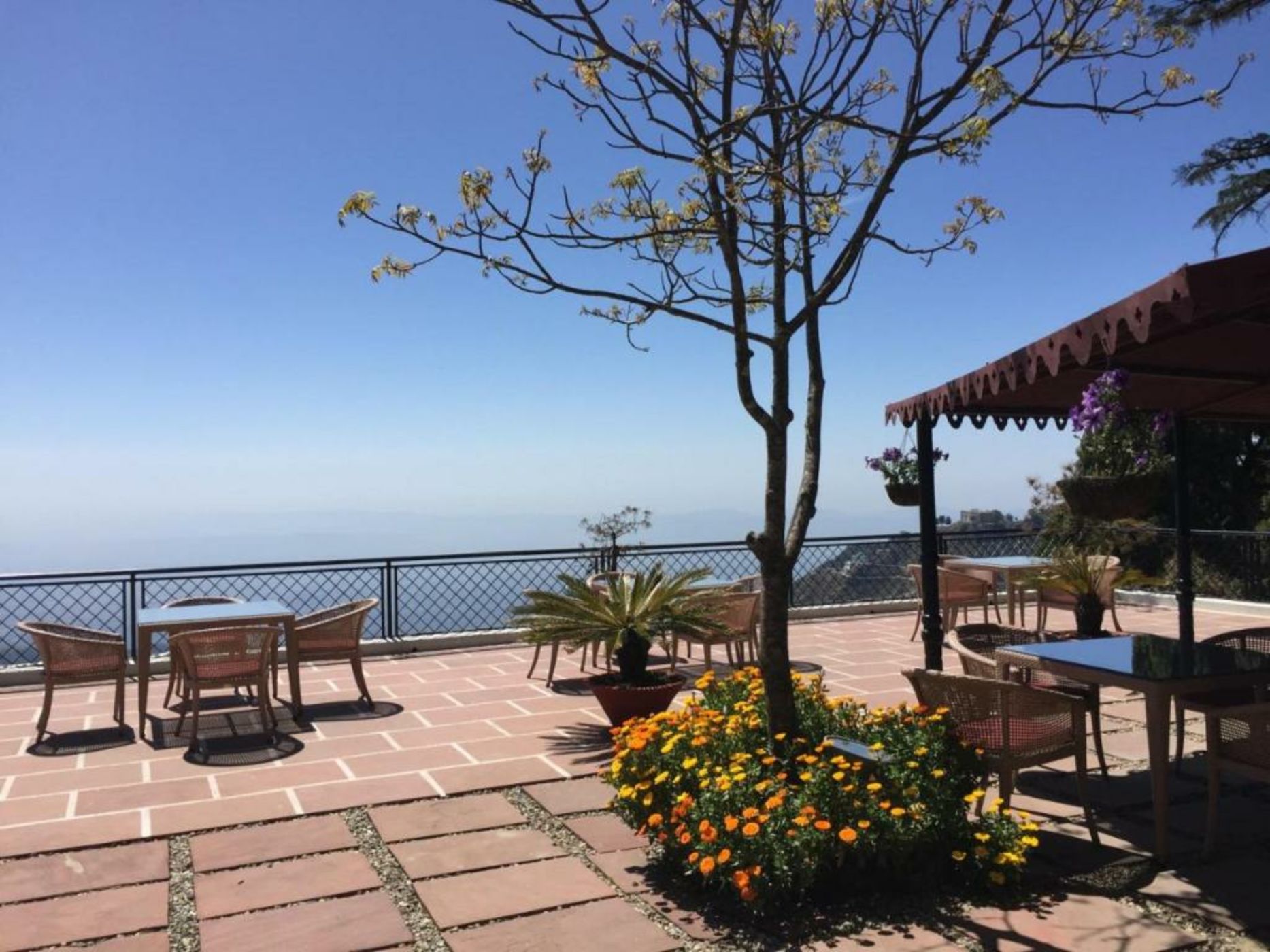 WelcomHeritage Kasmanda Palace