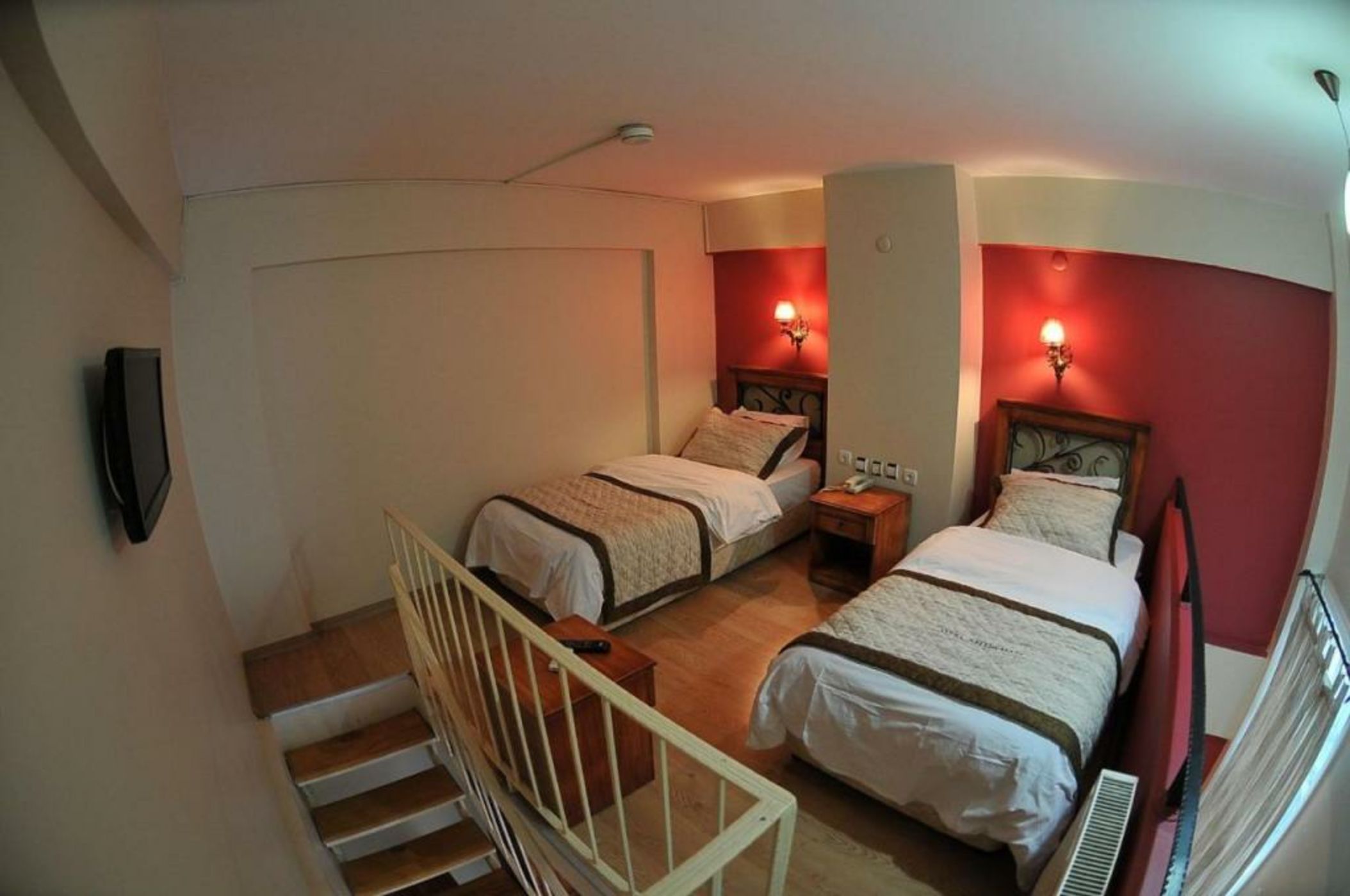 Antikhan Hotel